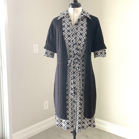 Madison Studio Black V-Neck Long Sweater Button Up Elbow Length Sleeve Sz Med - Picture 2 of 16